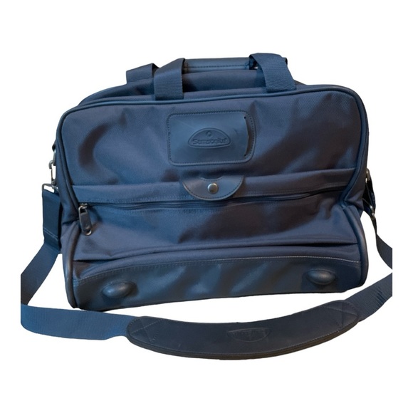 Samsonite Nexera Series II Carry-On Bag - Picture 3 of 10